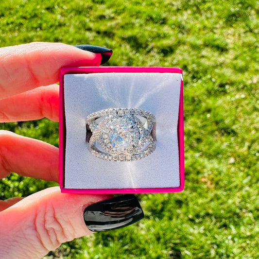 Isolde Grand Halo Wrap Ring