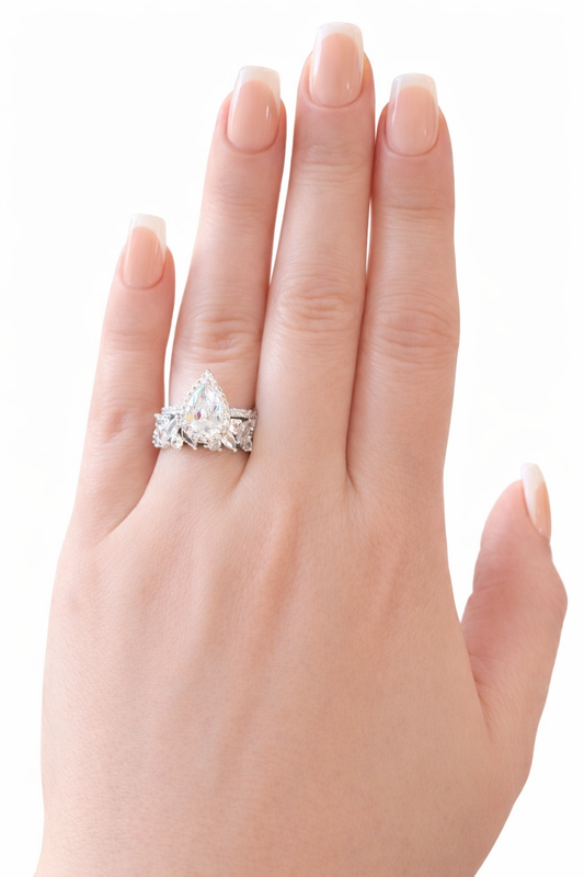 Anastasia Pear Luxe Ring Set